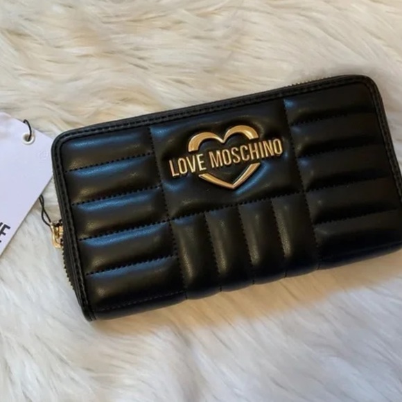 Love Moschino Quilted  large Continental Zip Around Wallet - NWT in Black - Picture 2 of 8